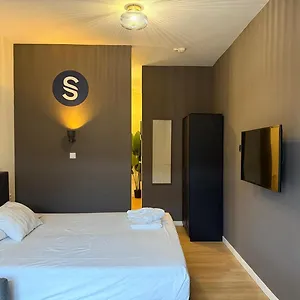 Central Studios Apartman