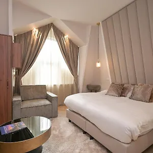 Hotel Novallure Downtown - Short, The Hague